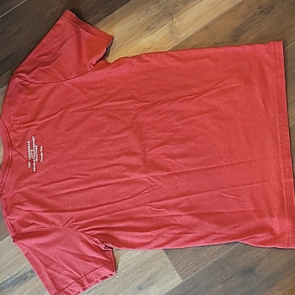 Mens T Shirt Red collectible? size s/m - Picture 3 of 4